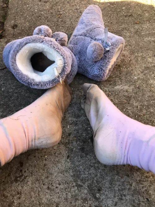 [female] Wouldn’t you like some socks like these 😏