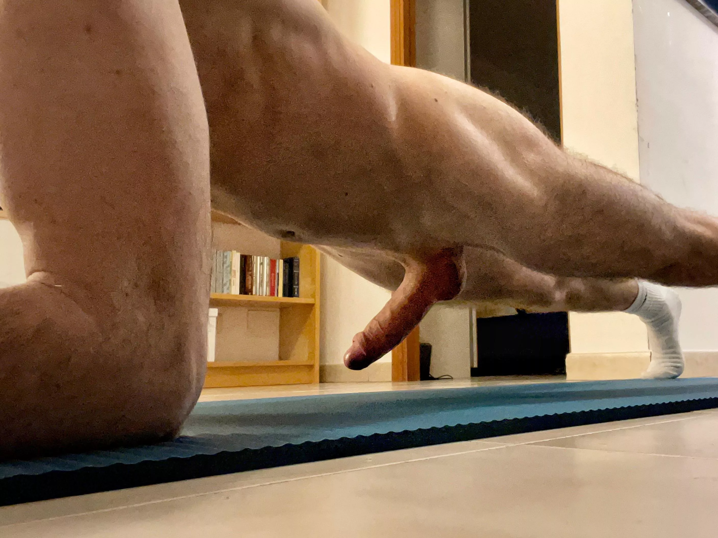 [m] 29 Italian plank