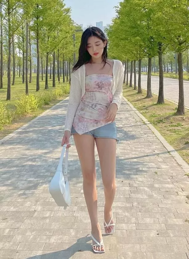 Pretty legs