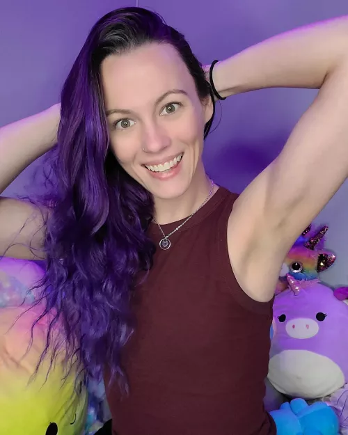 Smell or lick ? 😏