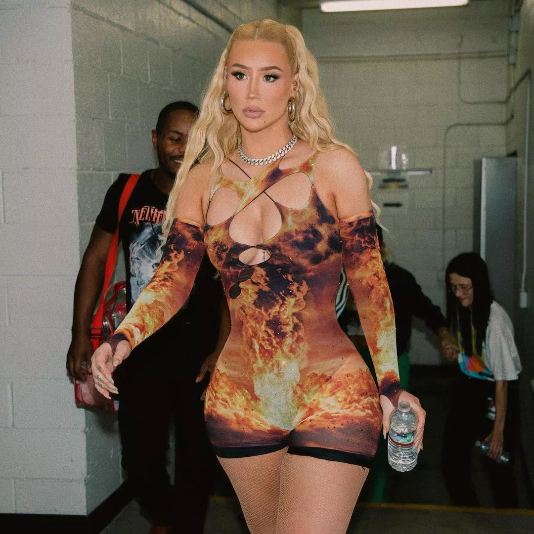 🐱🔥