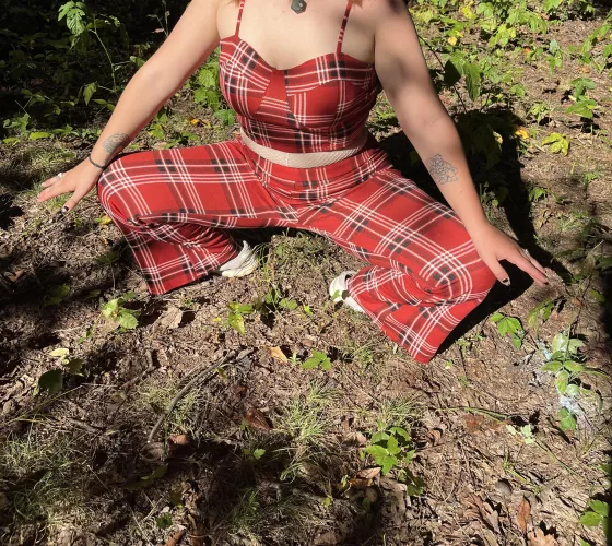 22 [F] Should I leave it on or take it off?