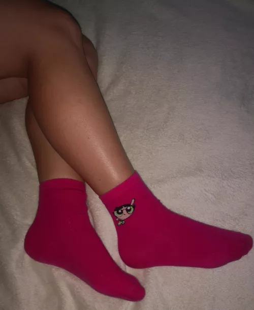 Ma femme se soir en socquettes rose super nana