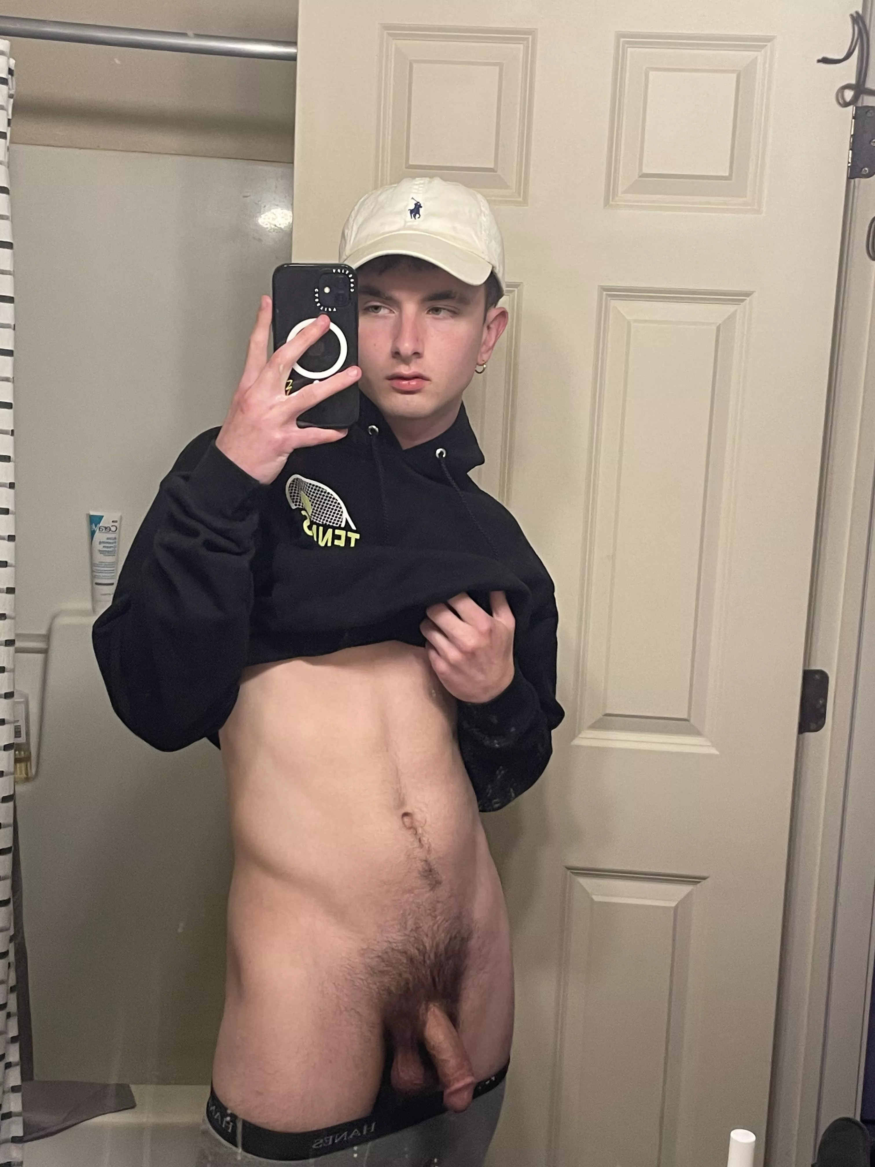 mirror pics are lit
