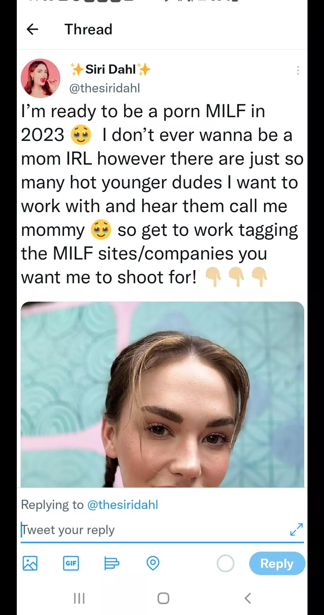 Siri on Twitter, but I thought she already did some Stepmom stuff, and Milf age is like 40 and she's 34 and it would be different if she was a mom irl but she's not, but idk Siri on Twitter, but I thought she already did some Stepmom stuff, and Milf age is like 40 and she's 34 and it would be different if she was a mom irl but she's not, but idk