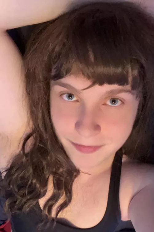 Slap your big black cock on my face baby, I’m ready to put my throat to work 😘