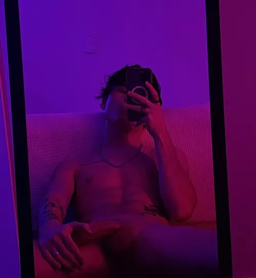 24 bisexual into fit men ($nap: jackybwc)