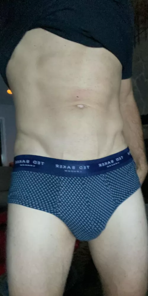 [42] married dad here. Wife is sleeping anyone want to play?