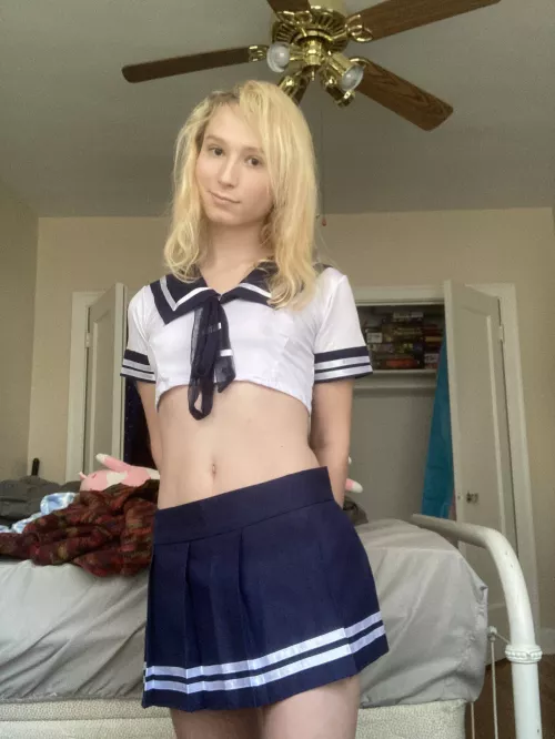 Heya! I'm your new classmate, would you show me around 😉