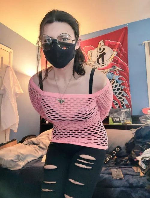 i show up to hang out like this, what we doin?