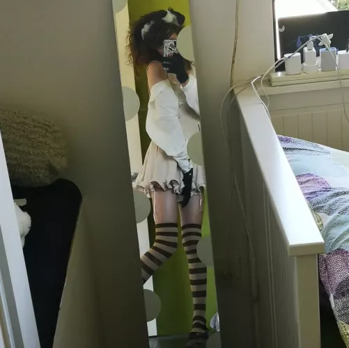 overalls with skirt parts r cool! (⁠≧⁠▽⁠≦⁠)