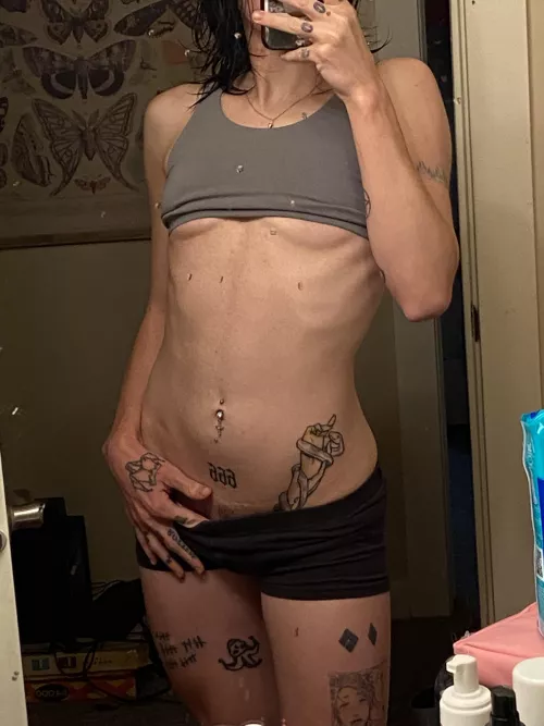 start the weekend off treating yourself to a customized pair 🖤[selling]