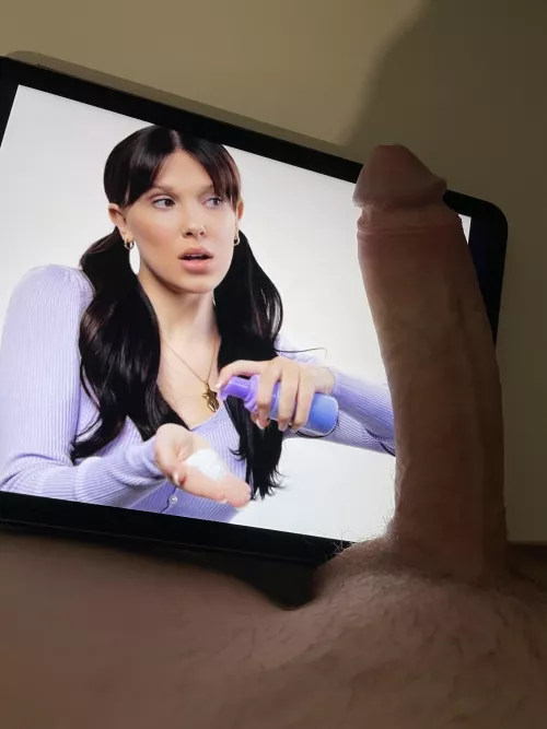 Who wants a cum video tribute for a short feed