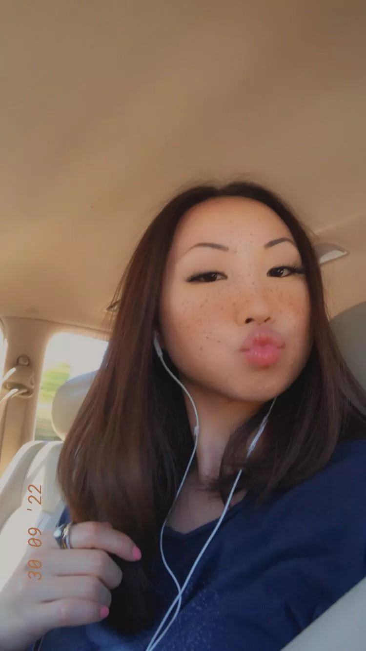 😚📲