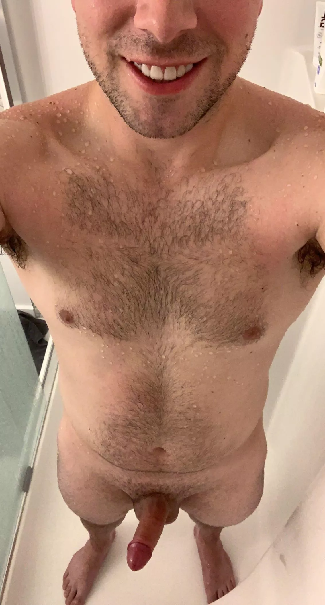 32 [M] Shower Fun 🚿