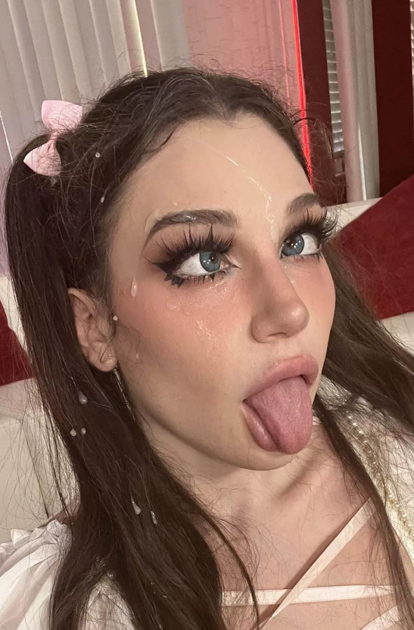 #AhegaoCumshot