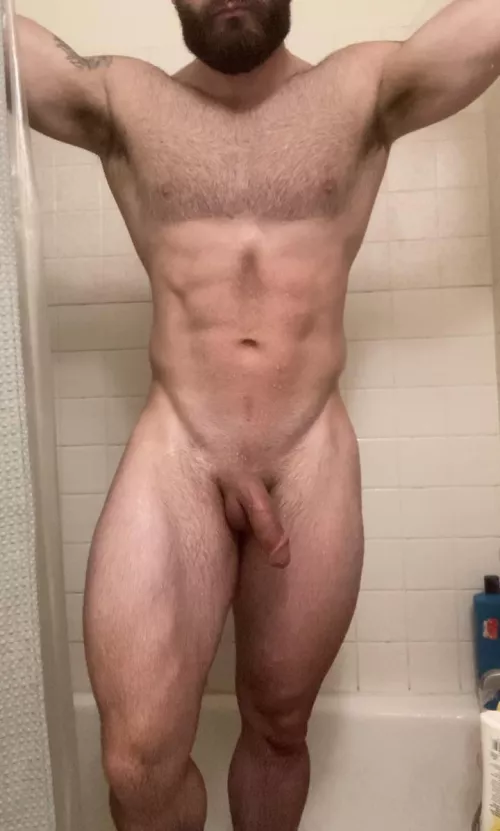 Hello from the shower 🚿😈