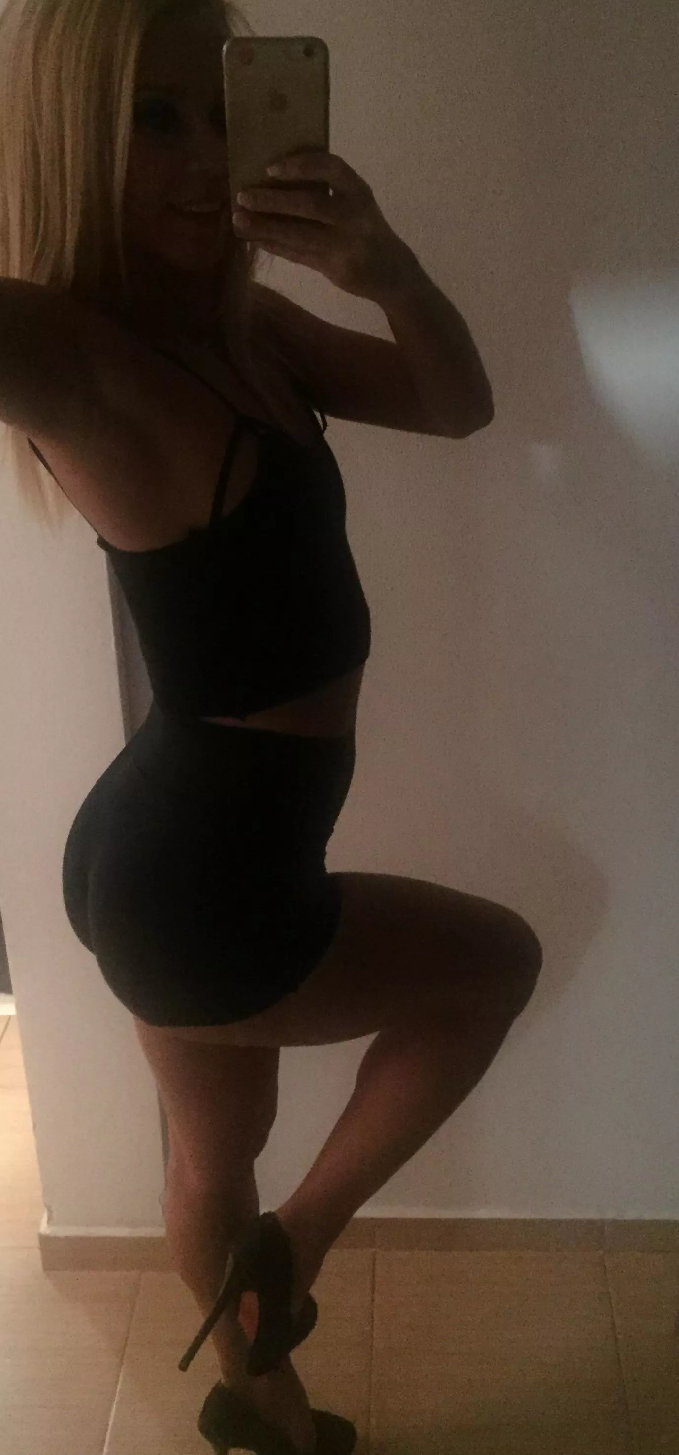 Hello x