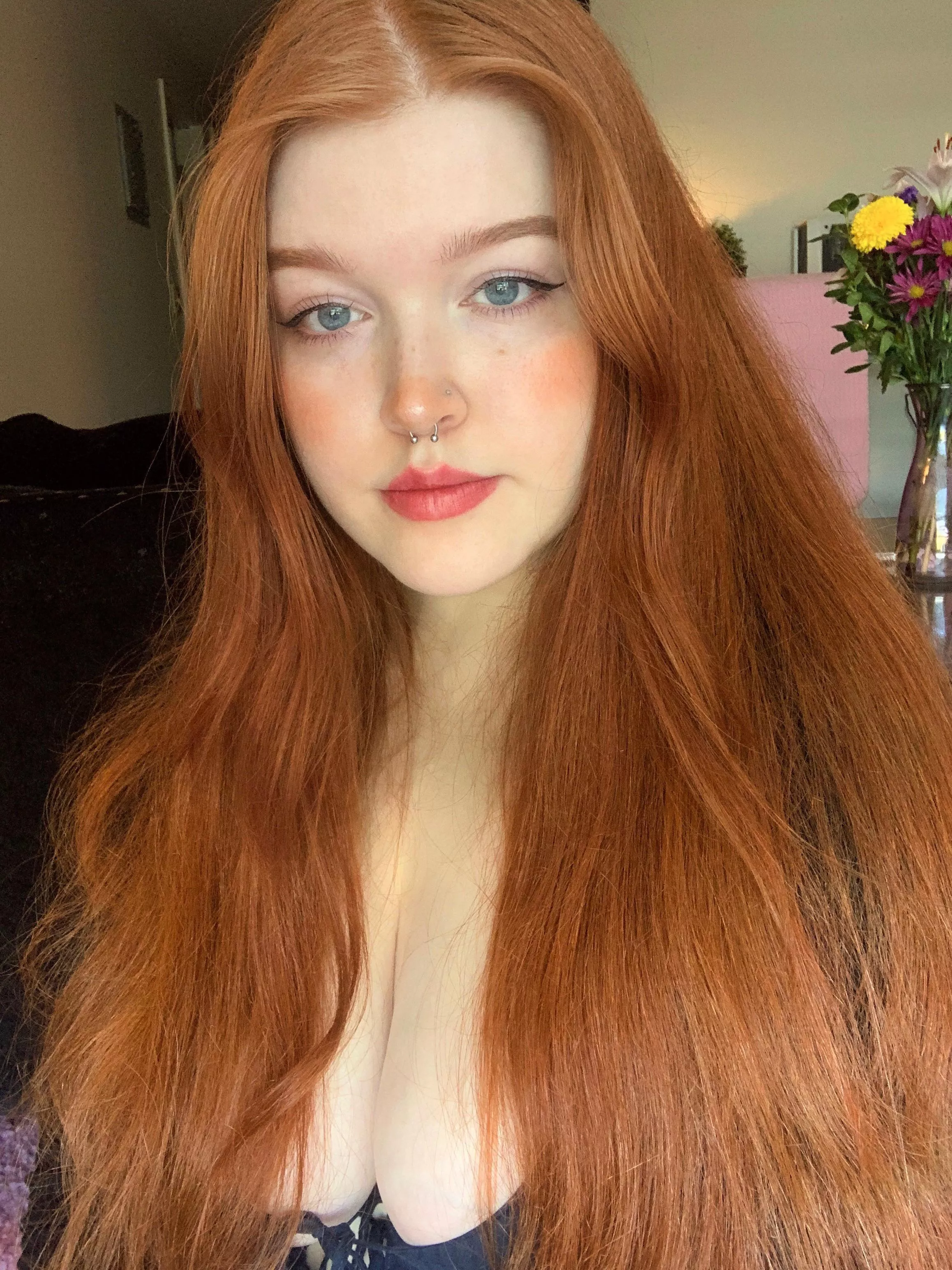 hi if you’re up late 🧸