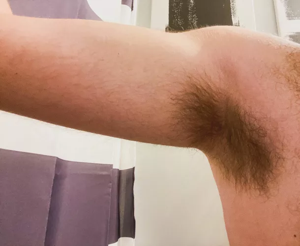 I’m 6’6” and can wrap my arms around you. Wanna get your face buried in there?