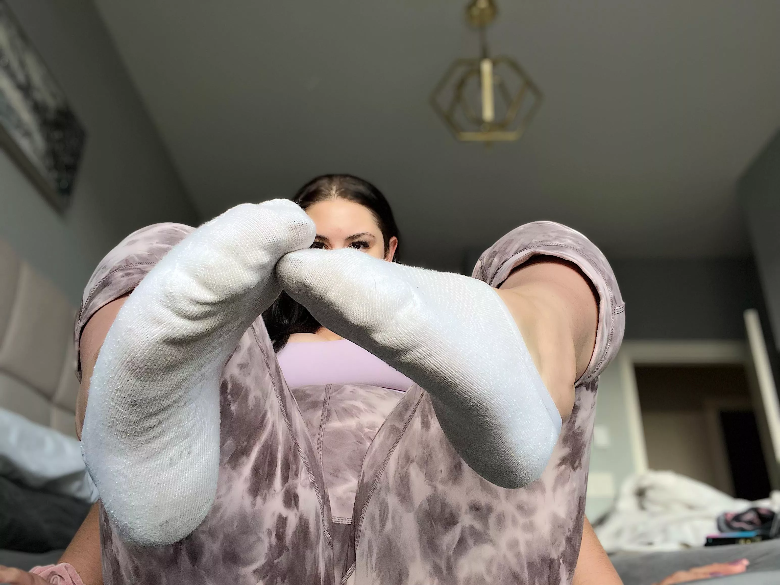 Just a thick brat who has some killer socks😈