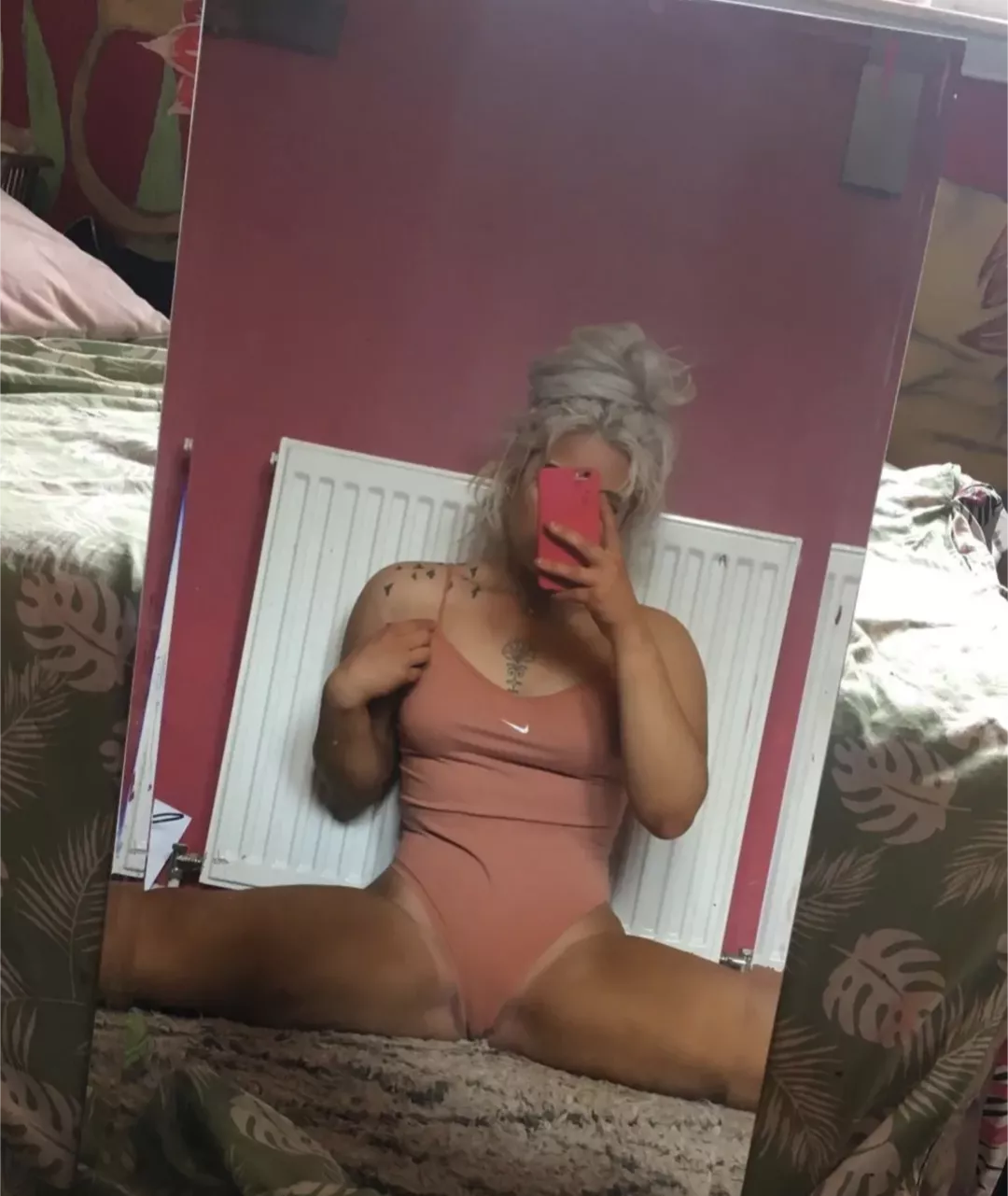legs spread
