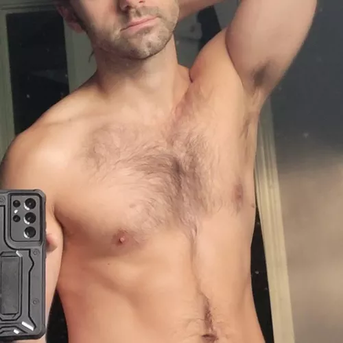 need someone to worship these pits 🥰