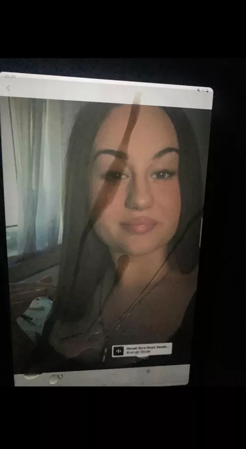 Whose mother deserves a cumtribute (creep Shot) like this