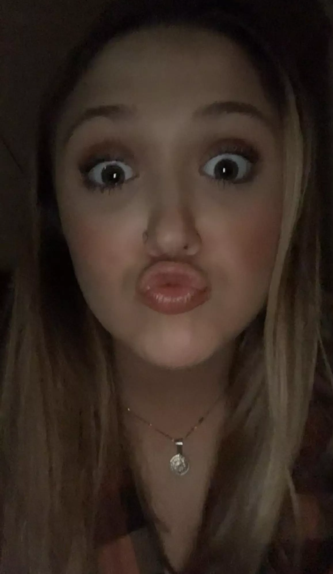 😘