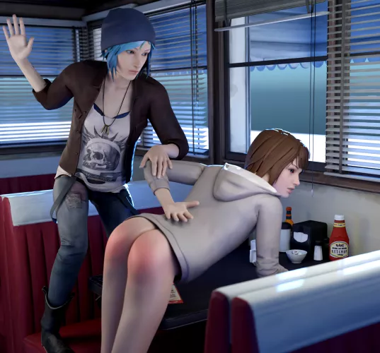 Chloe Price punishes Max Caulfield (KinkBlink)