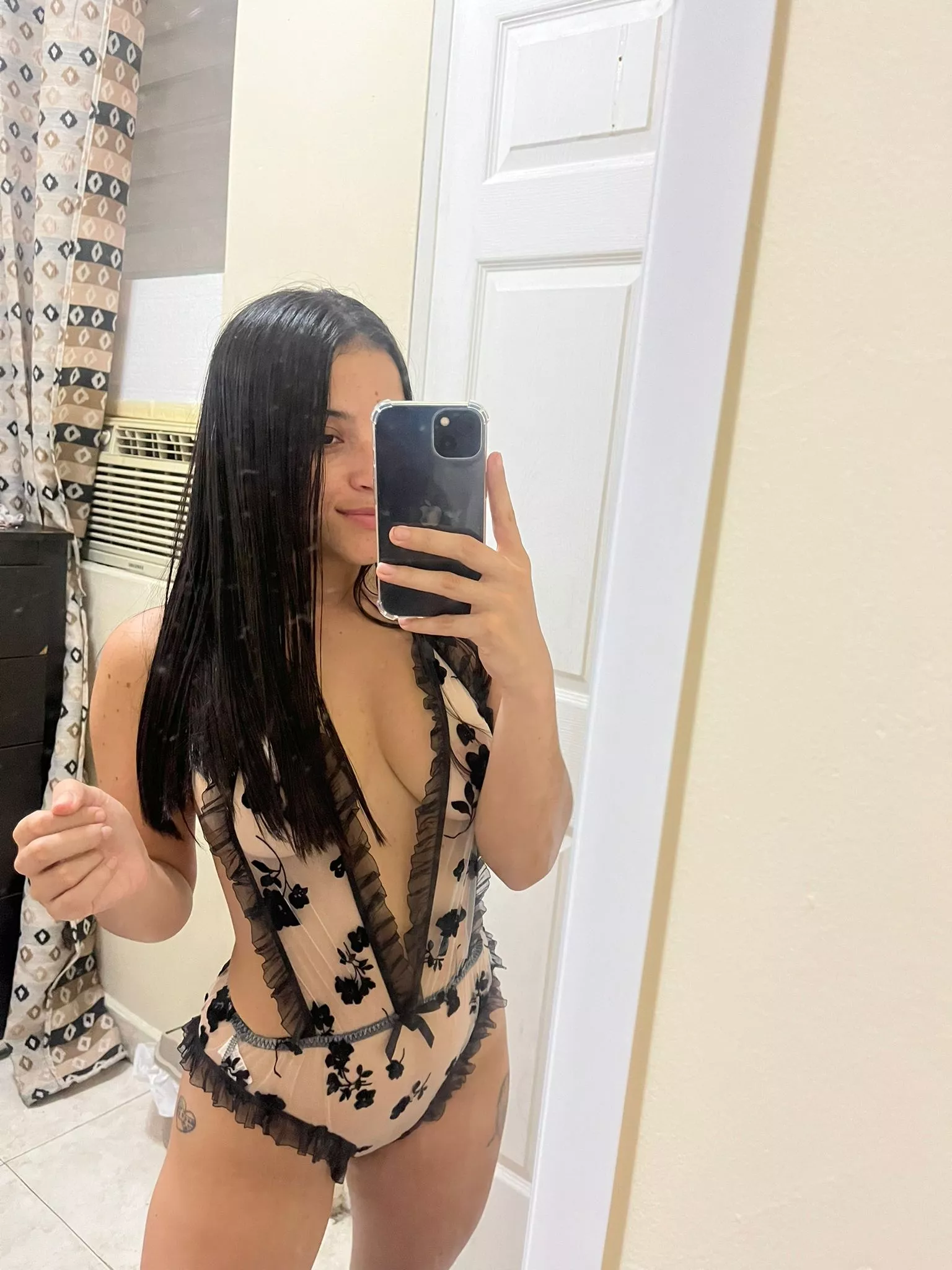 I love to pose