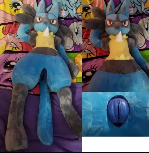 Life size/giant female Pokemon Lucario plus blue Bad Dragon Zoie fox toy 💙