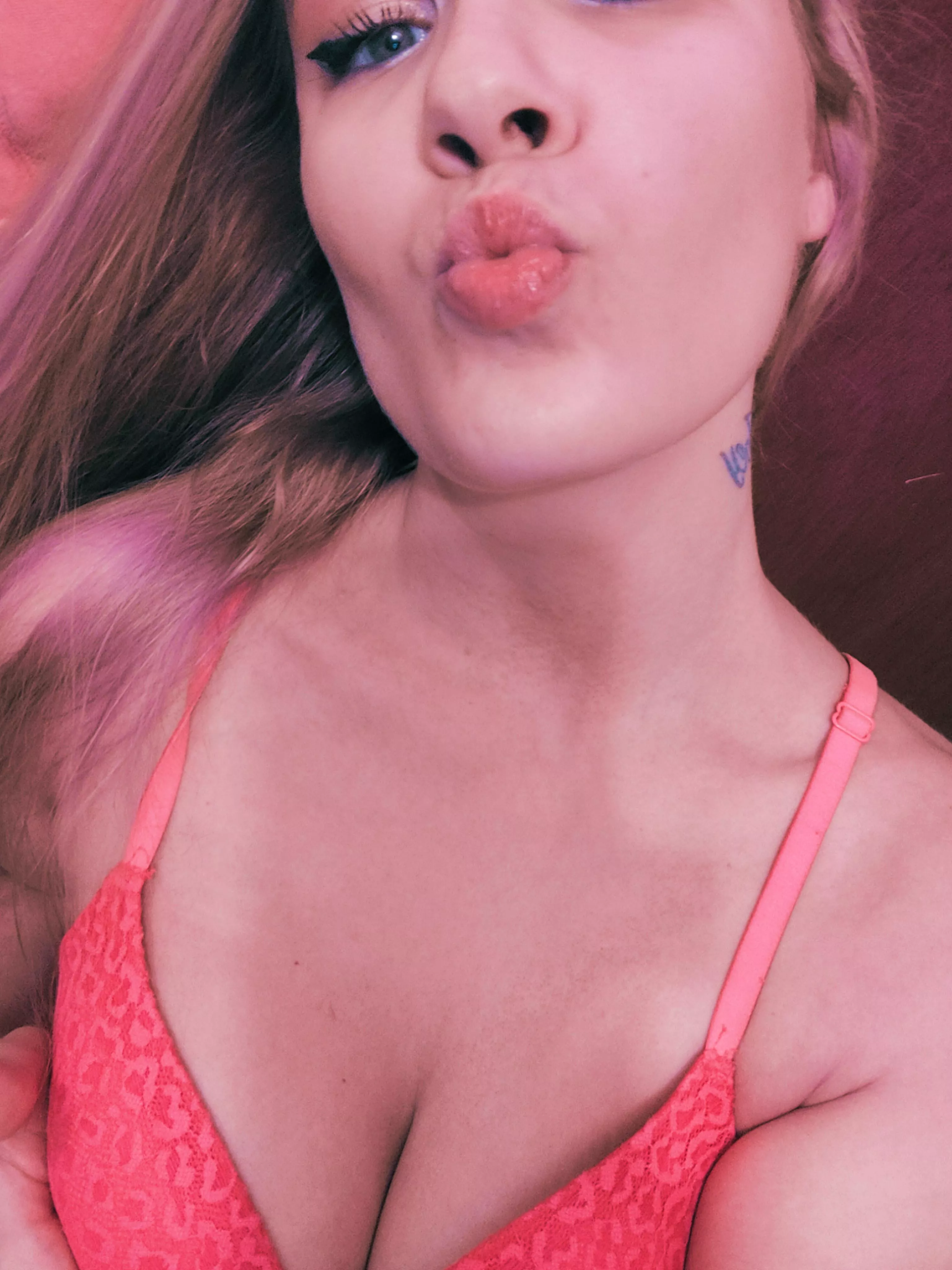 💞 LIVE @ 9pm est tonight! 💦Fuckkk I'm so ready to cum!😜