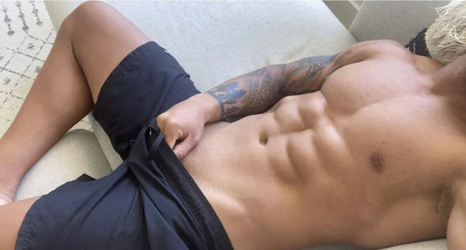 Relaxing Saturday evening [m]