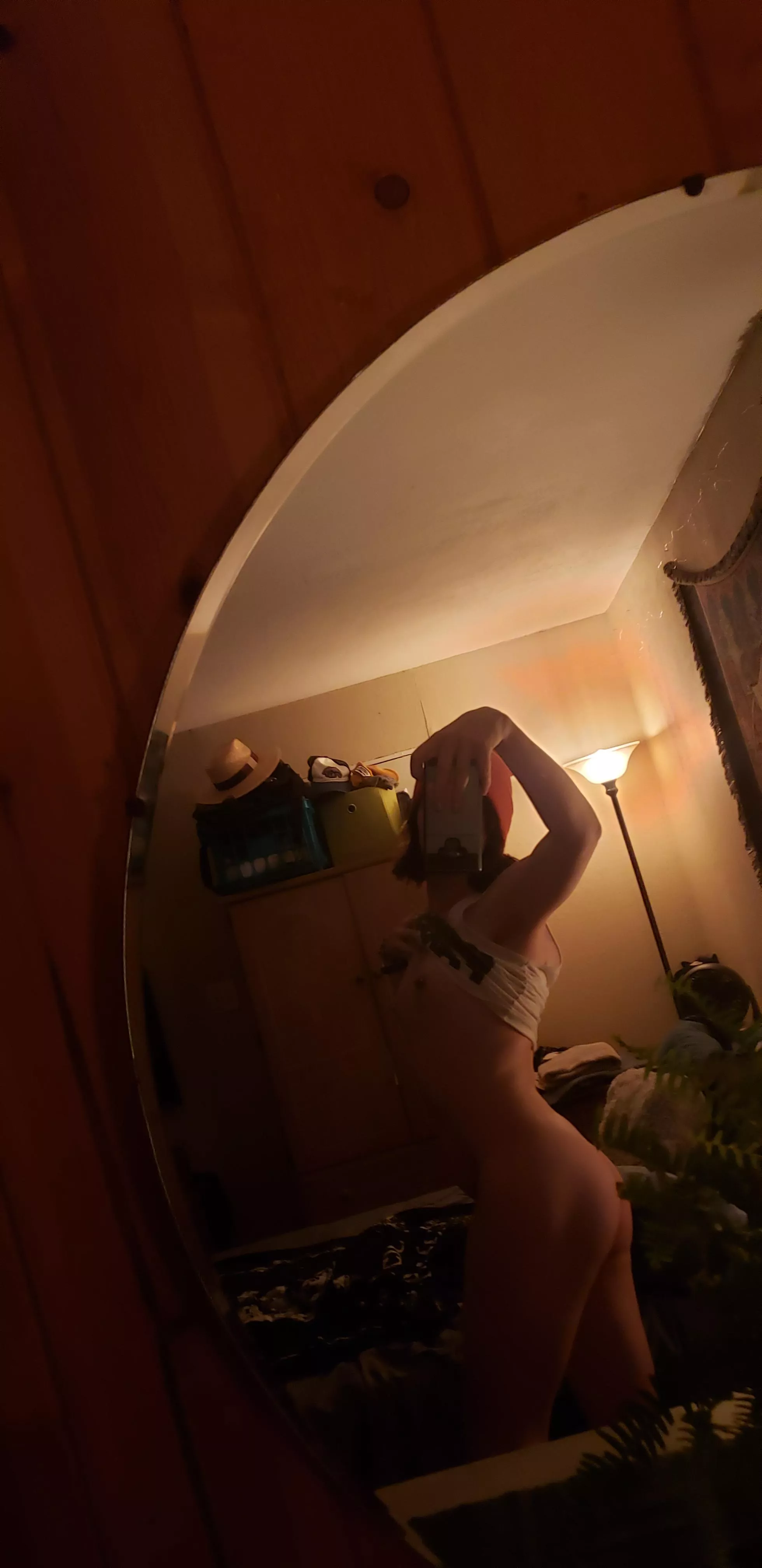 smol butt