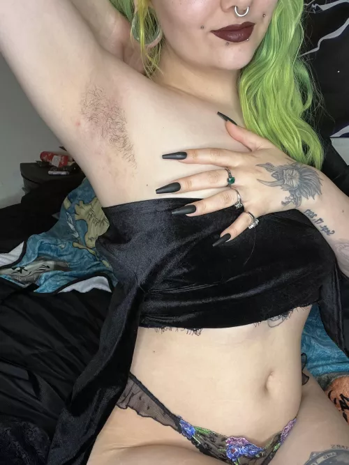 What’s hiding under my fall clothes 🍂