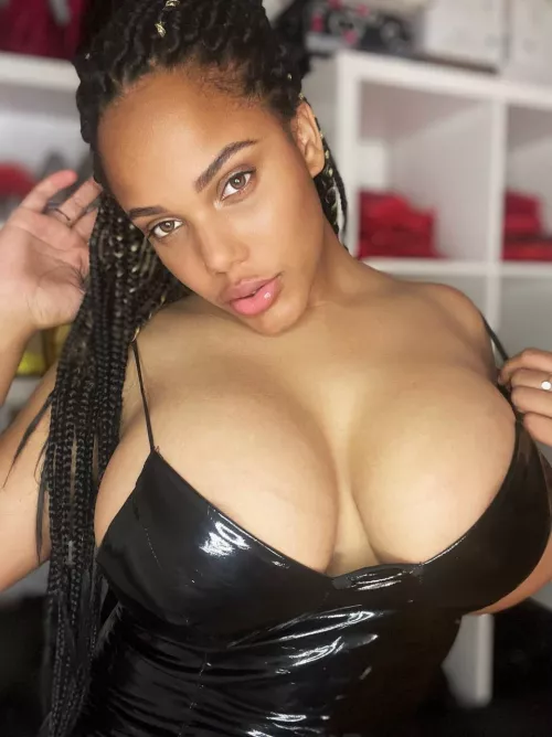 Woops! I guess my nipple didn't have enough room 😅