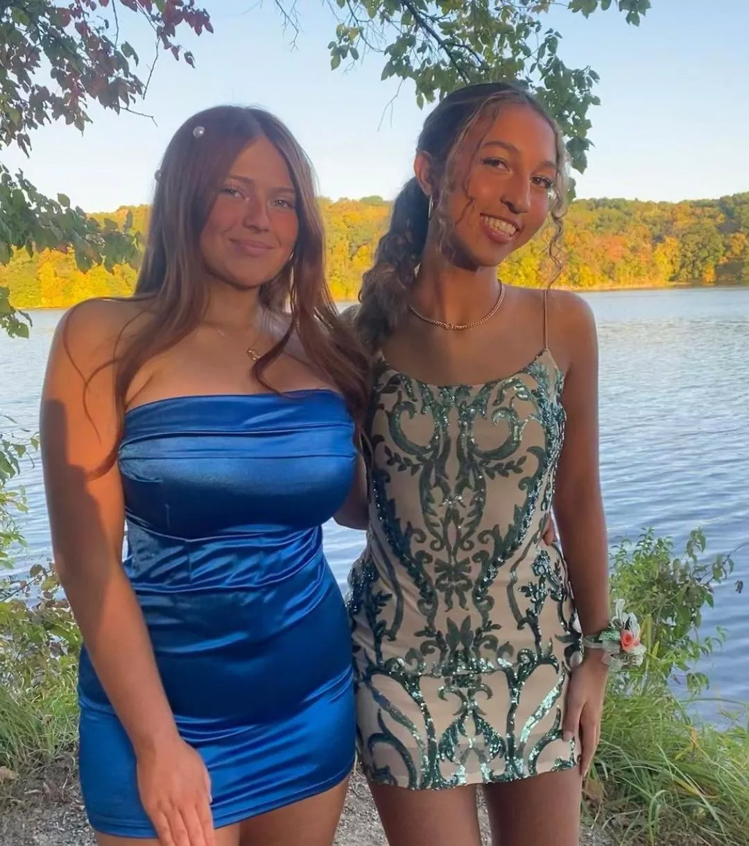 blue dress
