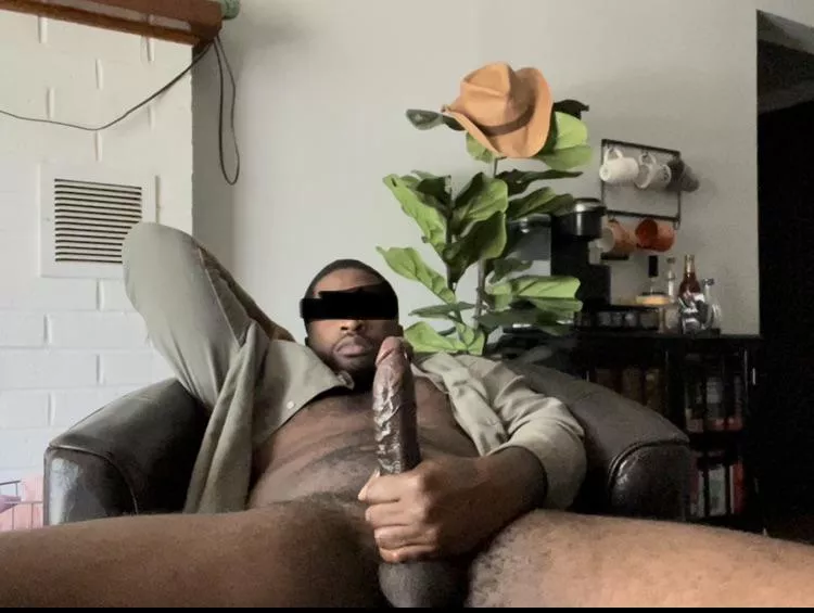 Come sit