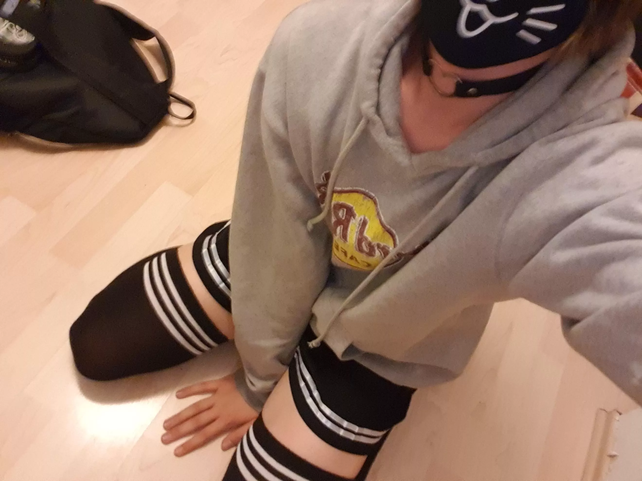 hi from below