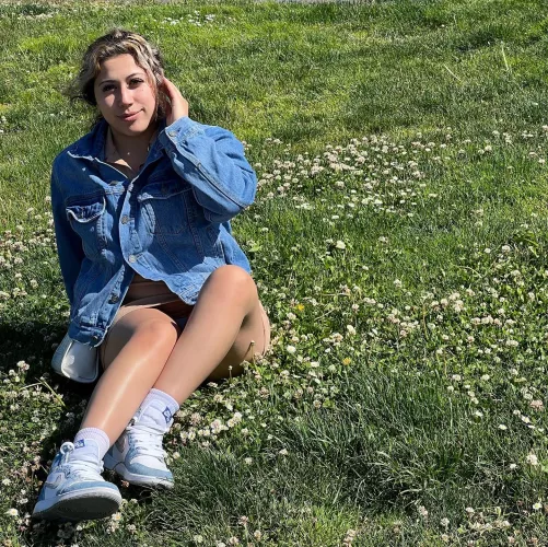 Hope thick girls are appreciated here.❤️