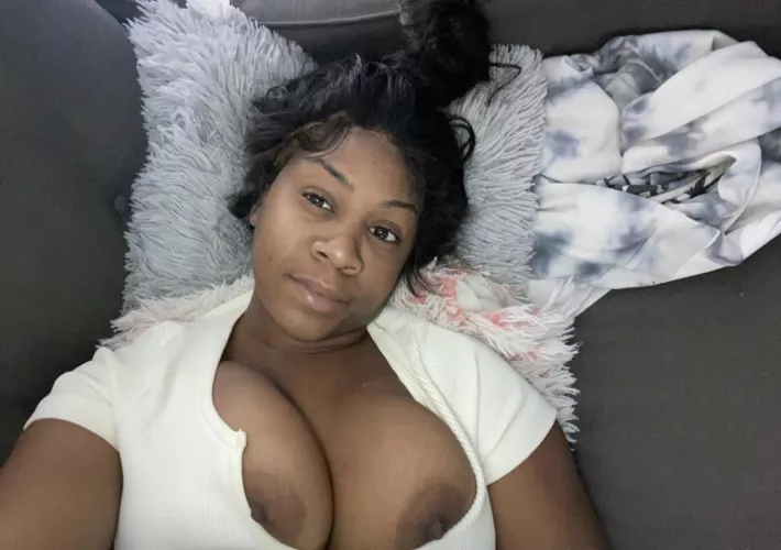 just had my n….r tits of mines requested 😽 would you rather spit on them or my n….r face sir ? 😽 kik: yayasonasty