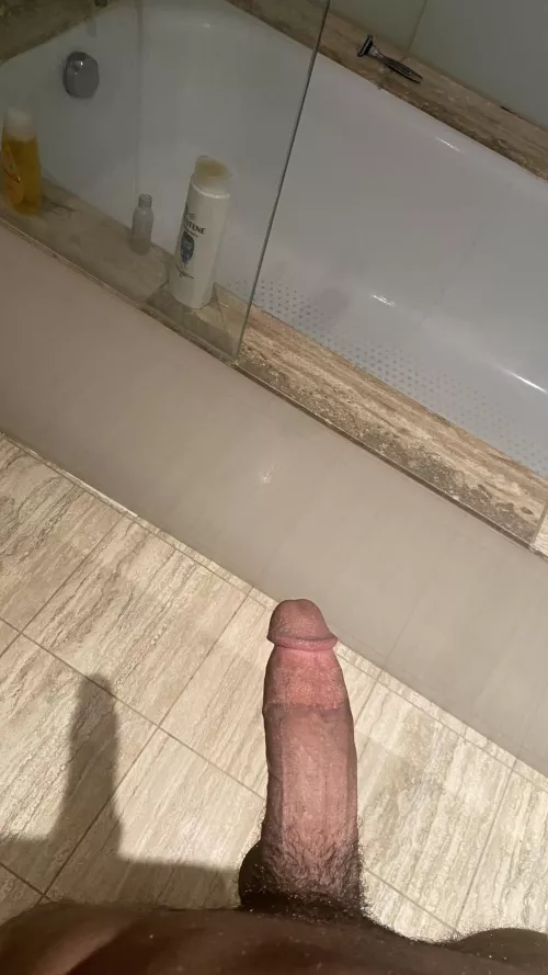 What’s bigger, the real thing or the shadow?