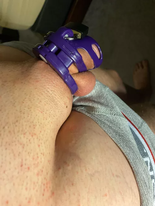 Good morning! Day 4! He is getting a bit grumpy by now.~