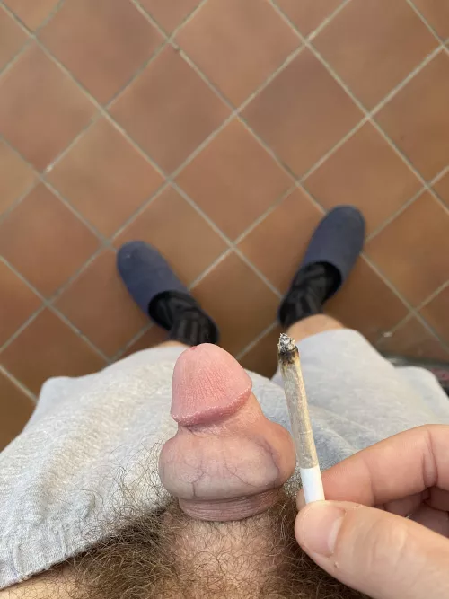 I have big fun with my s[m]all dick 🤣