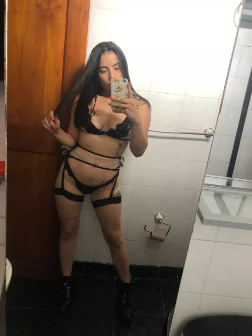 I hope you can handle a latina