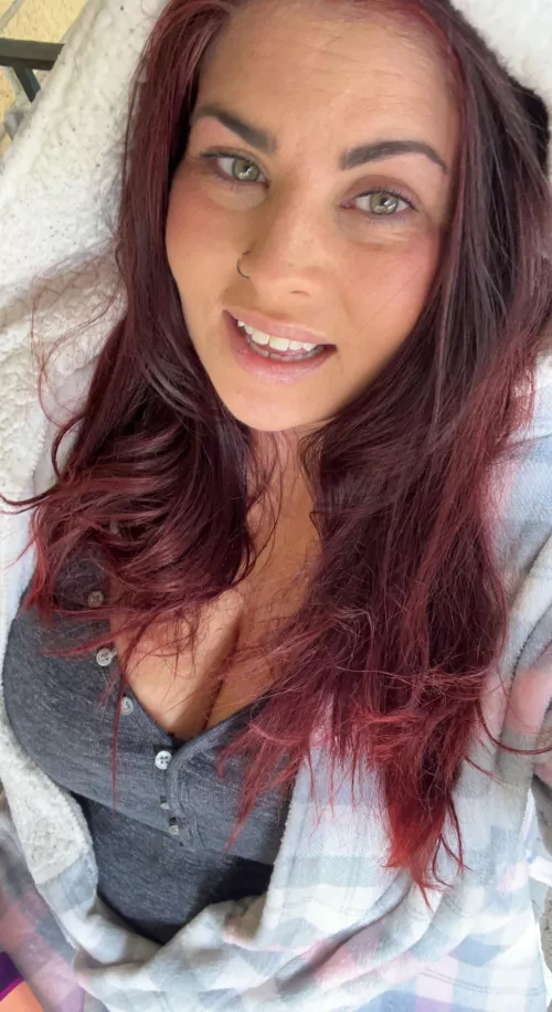 It’s fall, I’m cold cum warm me up?!