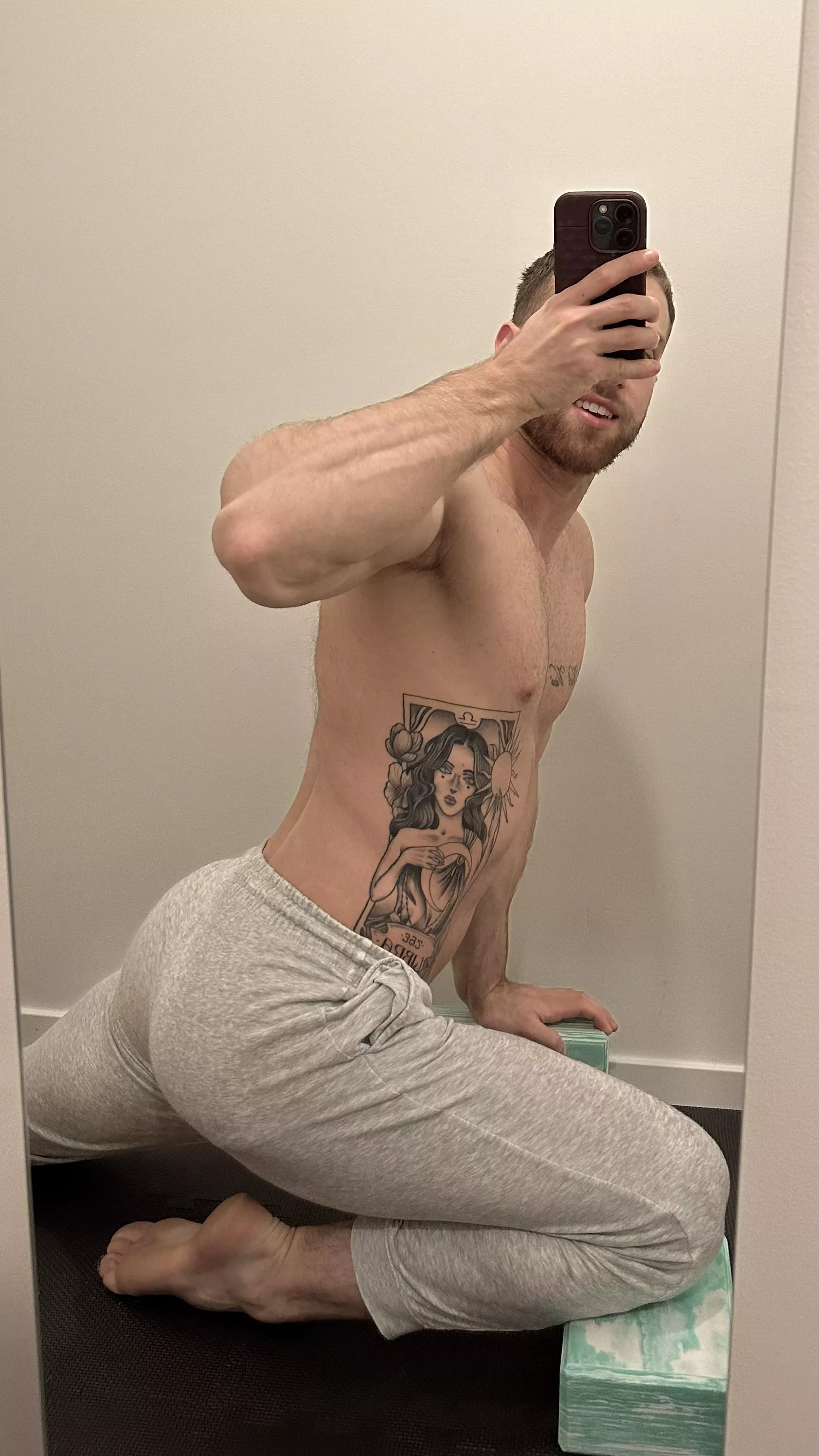 Sweaty yoga 🤭