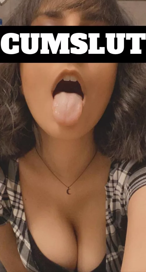 This is my boyfriend's phone wallpaper i made for him lol.