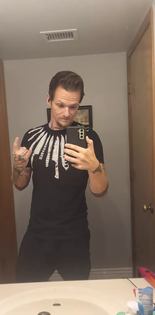 30. Arizona. 22 Tattoos.